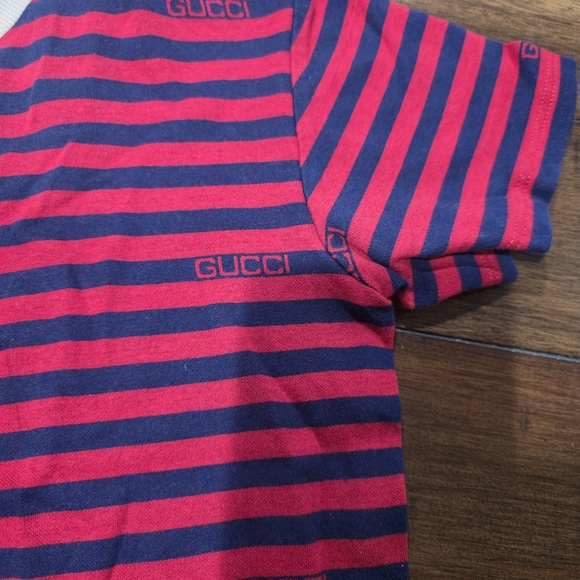 Gucci Kids Red and Blue Striped T-Shirt Size 10 Like New 👑🌟 - Picture 4 of 9